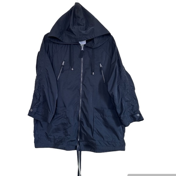 💕🍭SOLD🍭💕Urban Outfitters HEI HEI Black Windbreaker Jacket M/L - Picture 3 of 12